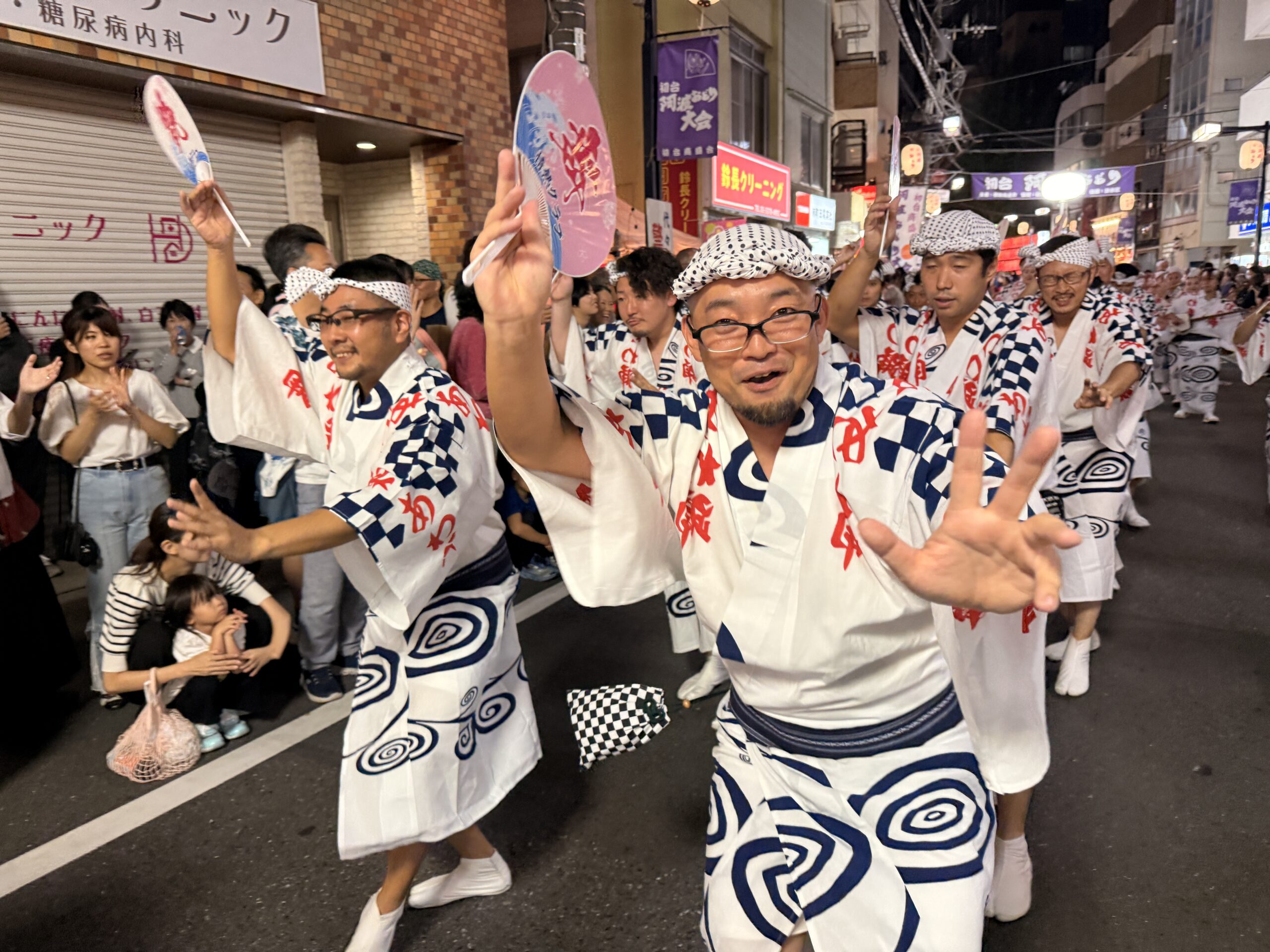 情熱「艶舞蓮（えんぶれん）」踊り子
