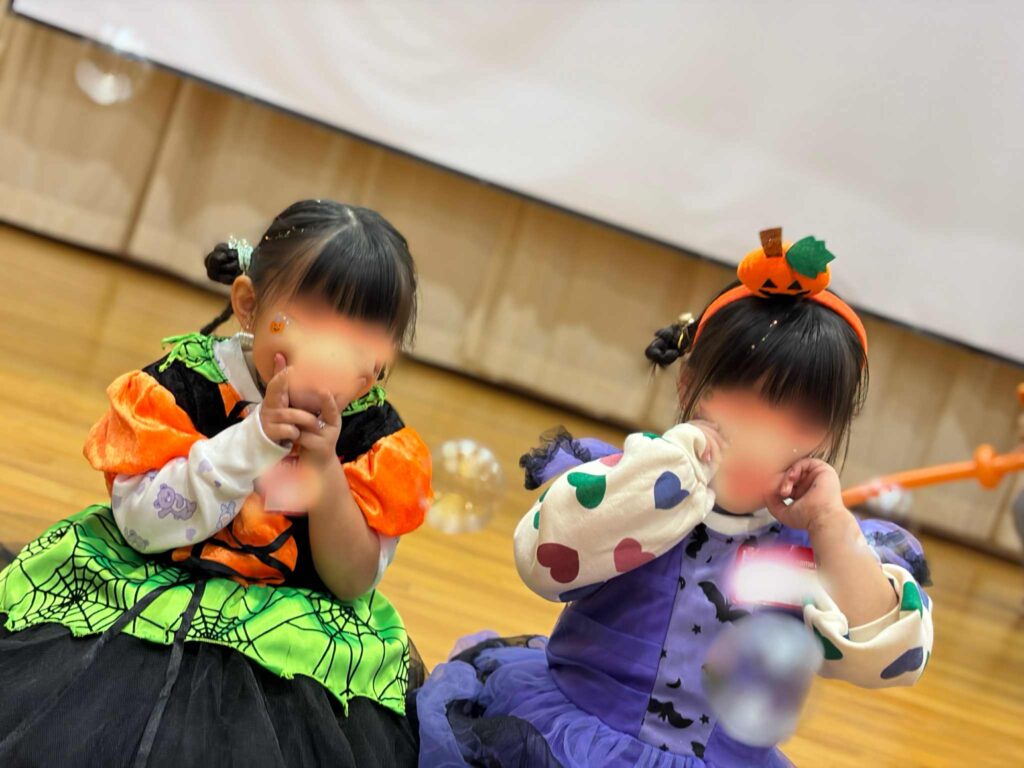 臨海学園_仮装している子