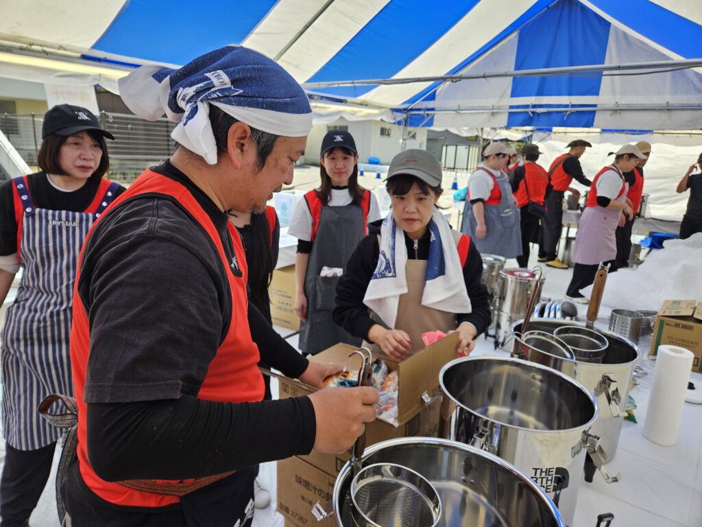 炊き出しボランティアの様子